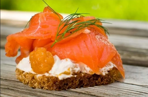 Kallrökt regnbågslax